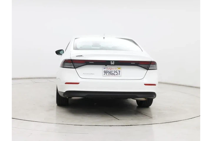 $26998 : Honda Accord 2024 LX 4dr Sed image 6