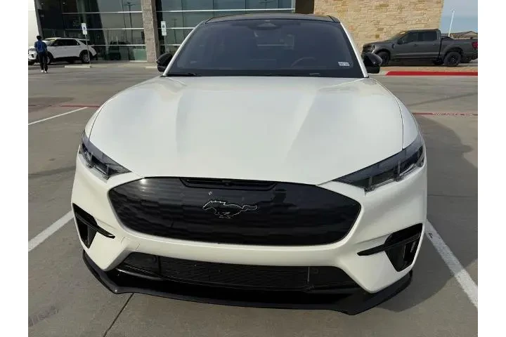 $37997 : Ford Mustang Mach-E 2024 AWD image 9