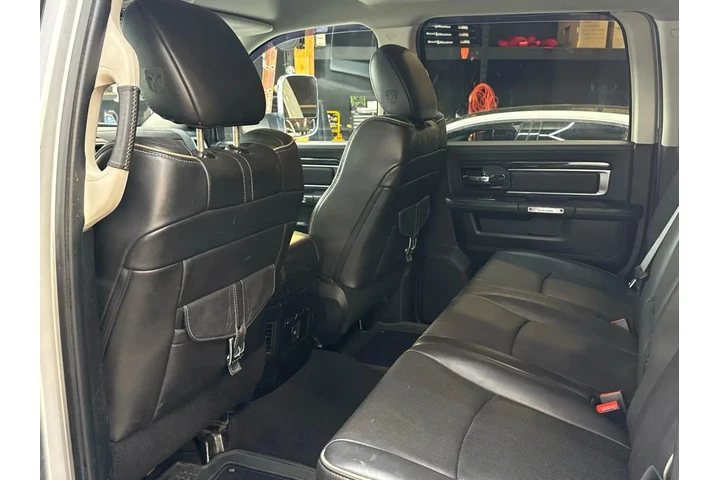 $34500 : 2015 RAM 3500 MEGA CAB image 1