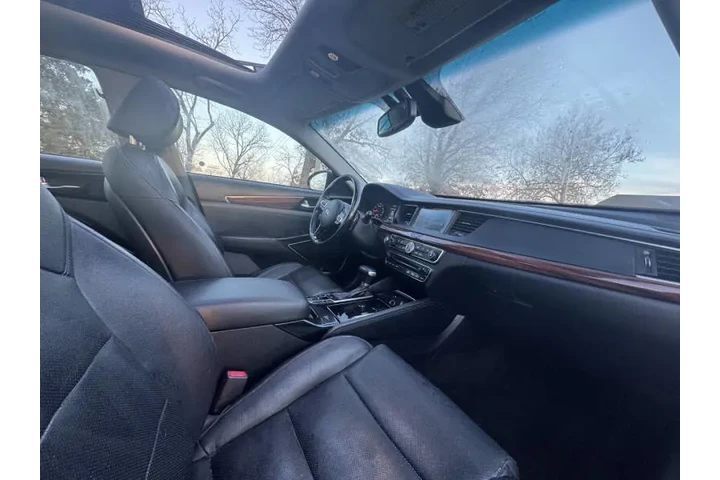 $8999 : 2017 Cadenza Technology image 10