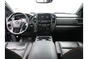 $34519 : Nissan Titan 2021 4x4 SV 4dr thumbnail