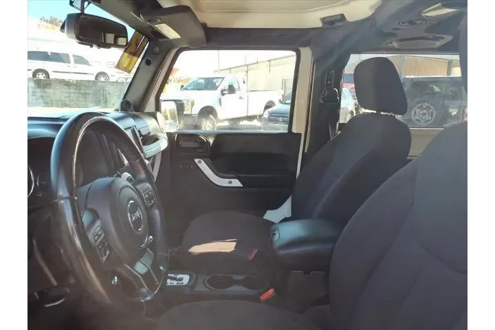 $12991 : Jeep Wrangler 2013 4x4 Sport image 8