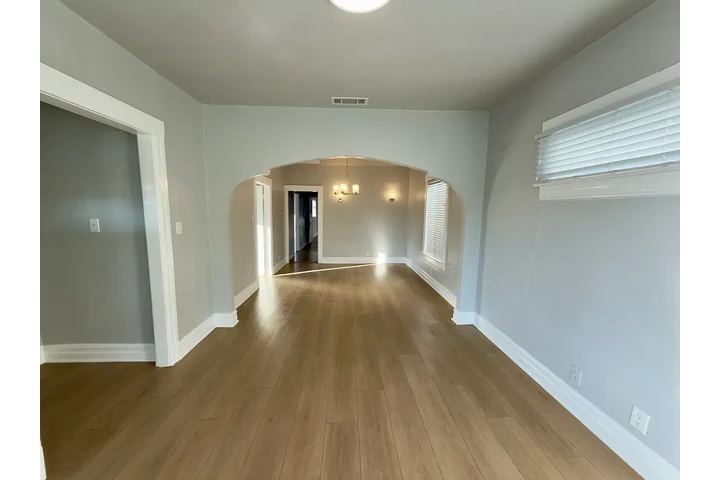 $1000 : EL HOGAR MÁS DULCE DE TODOS. image 3