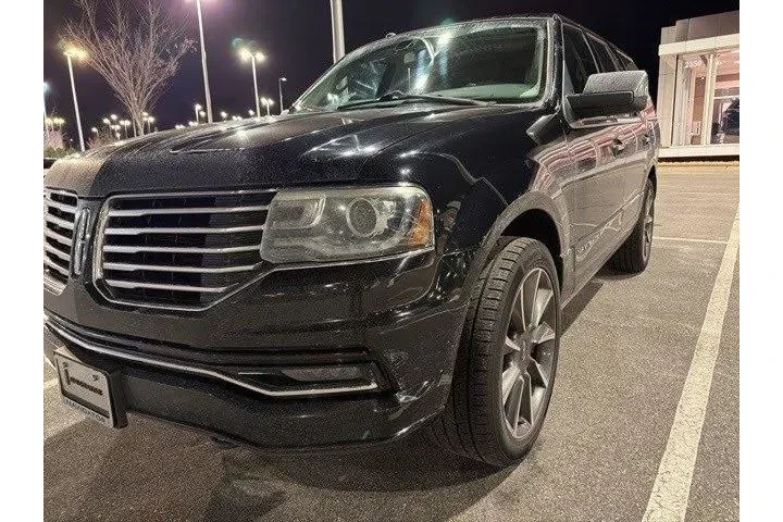 $16695 : Lincoln Navigator 2016 4x2 R image 10