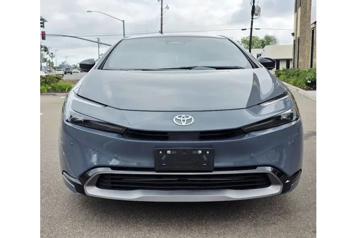 $21950 : 2024 Prius XLE image 9