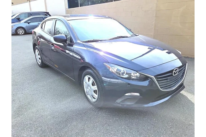 $14998 : Mazda Mazda3 2016 i Sport 4d image 1