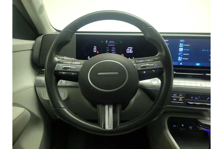 $24998 : Hyundai KONA 2024 AWD SEL 4d image 10