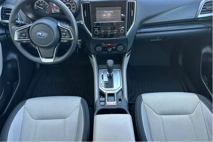 $25300 : Subaru Forester 2022 AWD Bas image 6