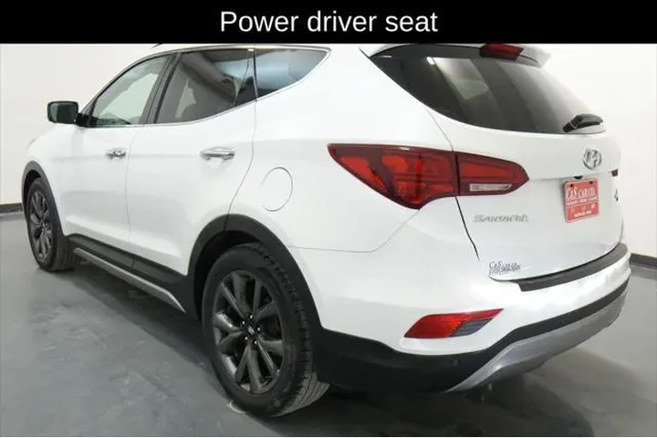 $14977 : Hyundai SANTA FE Sport 2017 image 6