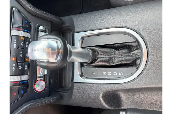 $26000 : Ford Mustang 2023 EcoBoost P image 9