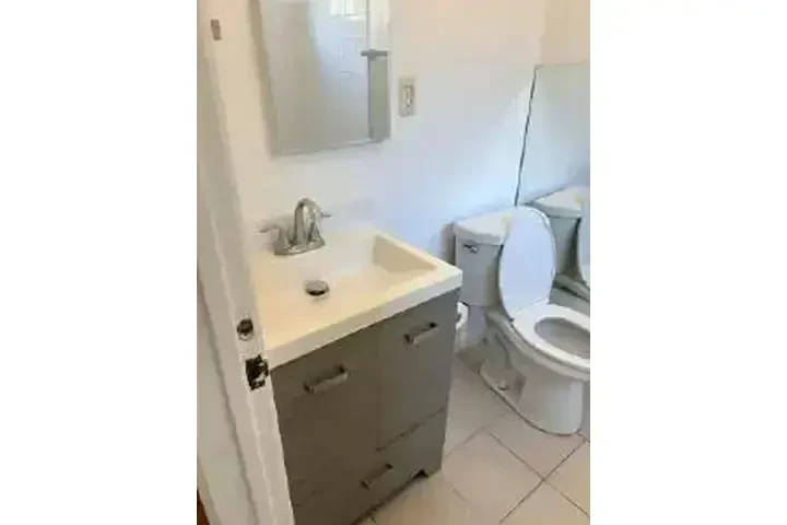 $2065 : RENTO APT en 📍Montebello image 1