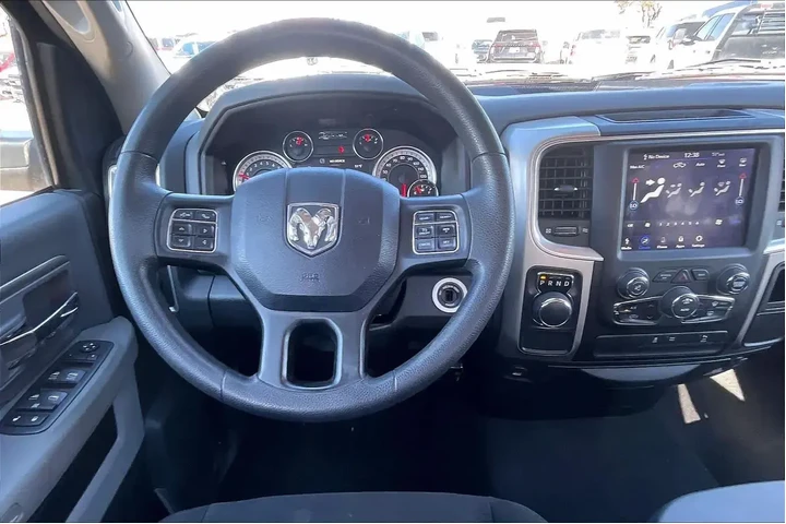 $26447 : Ram 1500 Classic 2020 4x2 SL image 5