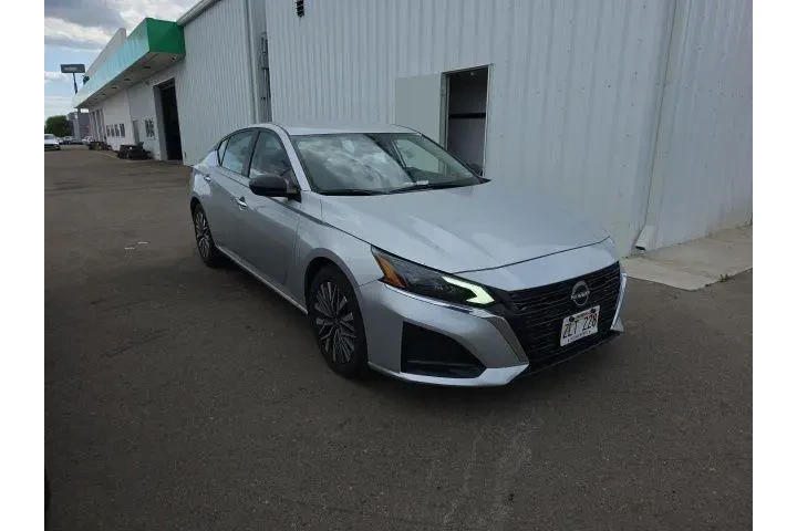 $19775 : Nissan Altima 2024 2.5 SV 4d image 5