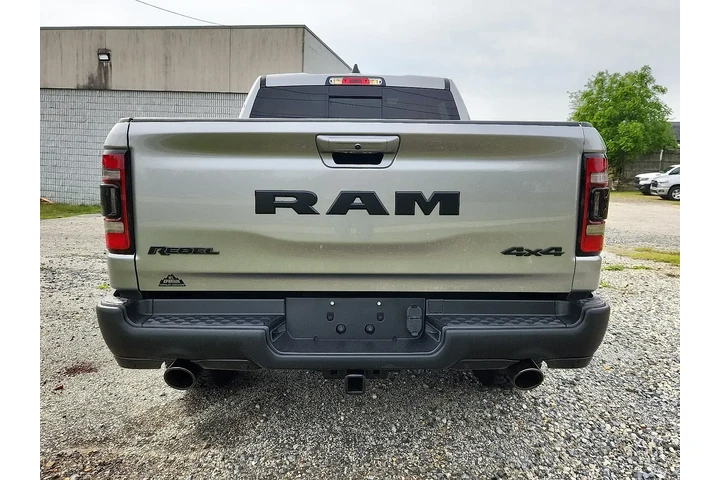 $34995 : Ram 1500 2022 4x4 Rebel 4dr image 4