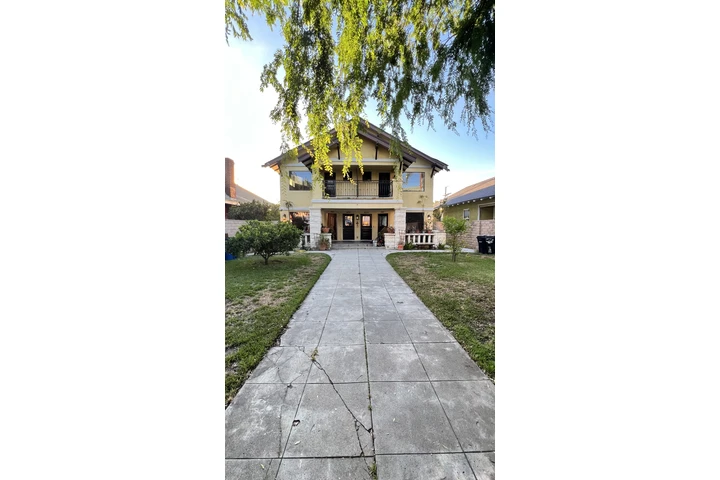 $1300 : Cuartos image 2