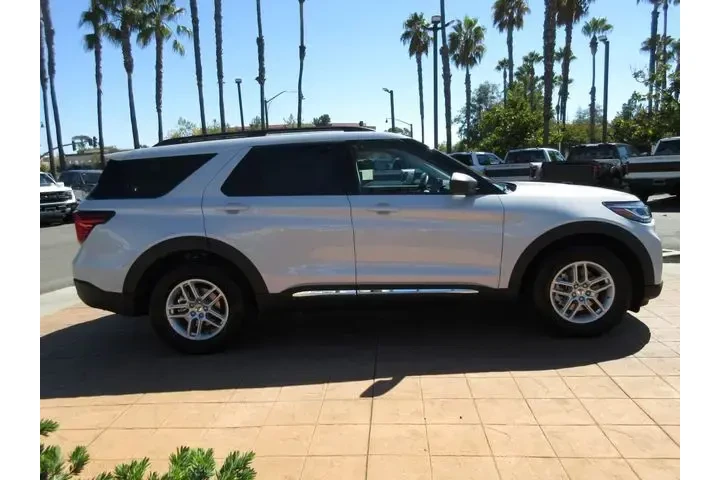 $36823 : Ford Explorer 2025 Active 4d image 5