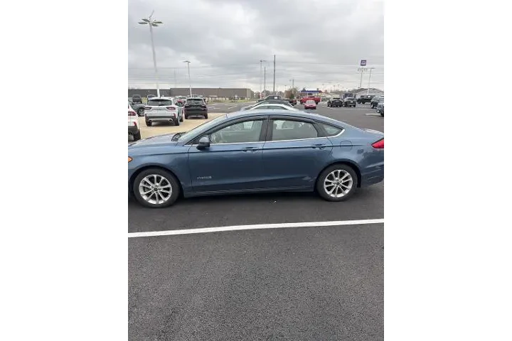 $15101 : Ford Fusion Hybrid 2019 SE 4 image 5