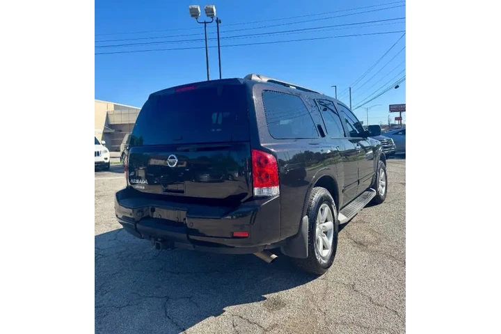$7500 : 2015 Armada SV image 5