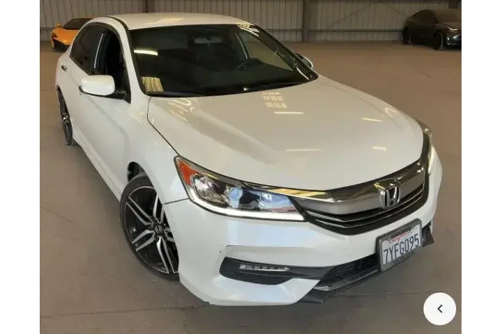 $15950 : Honda Accord 2017 Sport Spec image 1