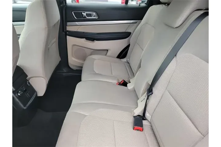 $15491 : Ford Explorer 2019 XLT 4dr S image 9