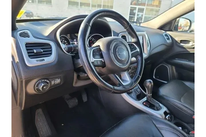 $20672 : Jeep Compass 2020 4X4 High A image 9