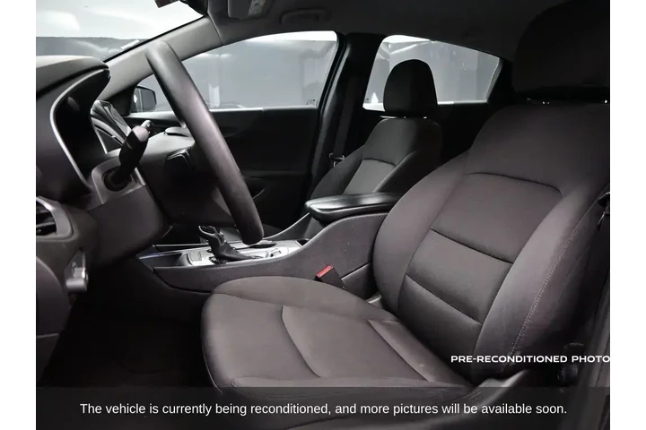 $14609 : Chevrolet Malibu 2023 LT 4dr image 6