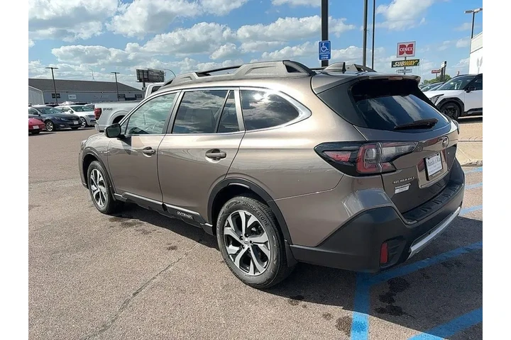 $20495 : 2021 Outback Limited XT image 7