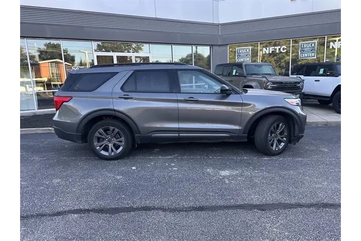 $28000 : Ford Explorer 2022 AWD XLT 4 image 10