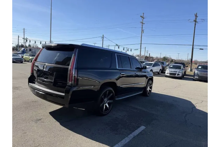 $12999 : 2015 Escalade ESV Luxury image 8