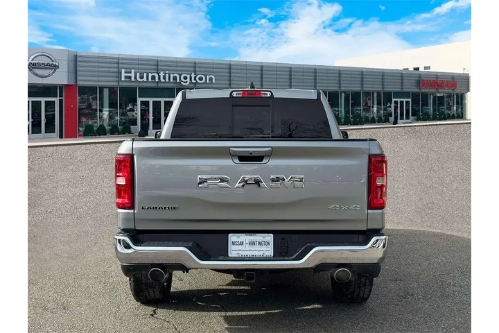$38456 : Ram 1500 2025 4x4 Laramie 4d image 7