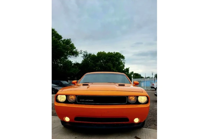 $11990 : 2014 Challenger SXT image 4