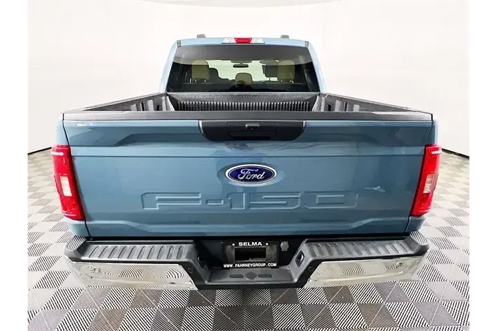 $33800 : Ford F-150 2023 4x2 XLT 4dr image 6