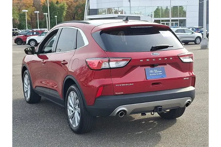$27995 : Ford Escape 2022 AWD Titaniu image 4