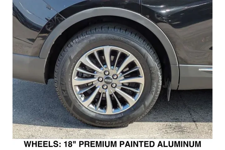 $23575 : Lincoln Nautilus 2020 4dr St image 9