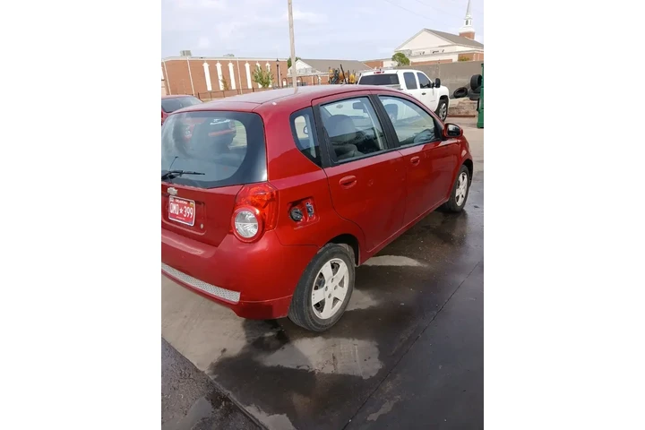 $2500 : Chevrolet Aveo 2010 Aveo5 LS image 5