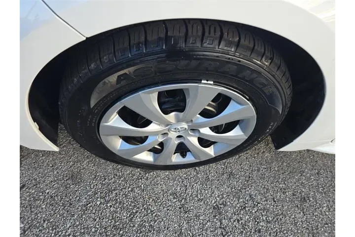 $17690 : Toyota Corolla 2023 LE 4dr S image 8