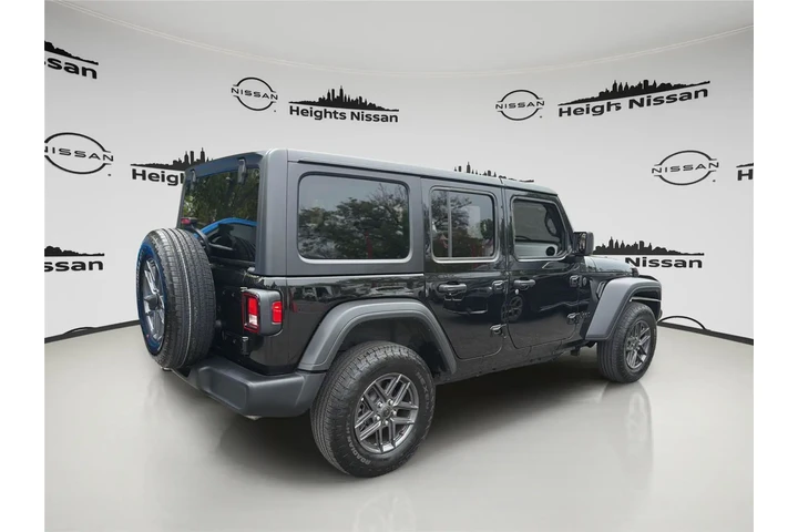 $32990 : Jeep Wrangler 2025 4x4 Sport image 4