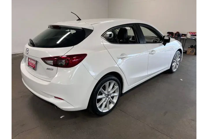 $16508 : Mazda Mazda3 2017 Touring 4d image 3