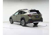 $32998 : Subaru Outback 2024 AWD Limi thumbnail
