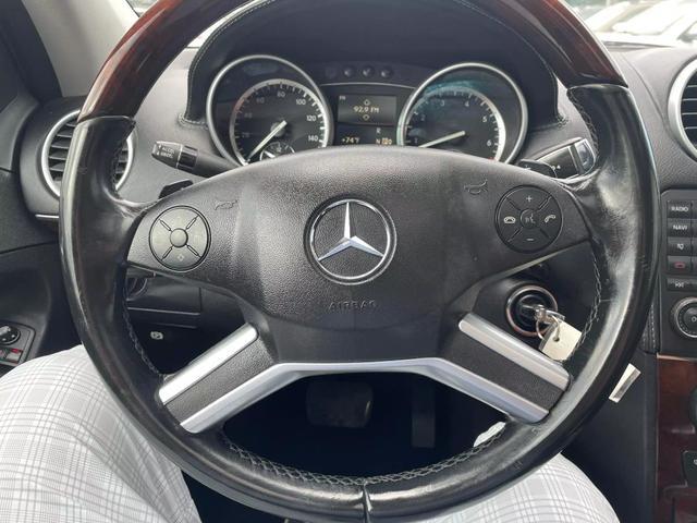 $12995 : 2011 MERCEDES-BENZ GL-CLASS image 6