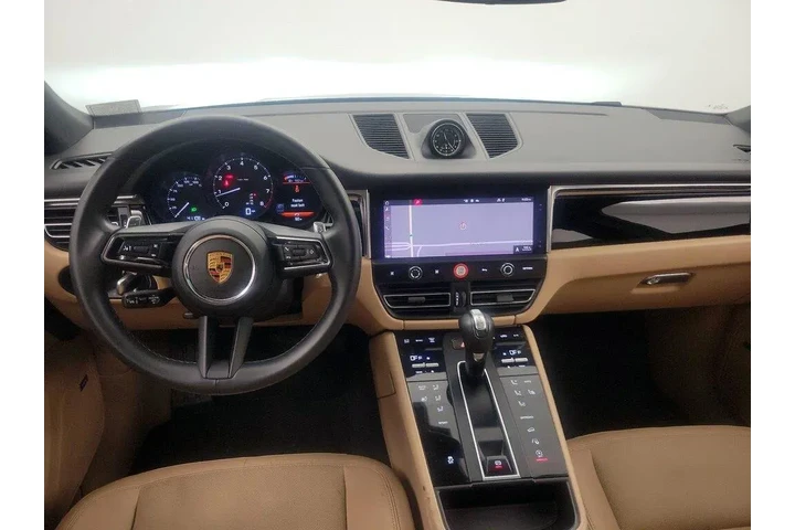 $38998 : Porsche Macan 2022 AWD 4dr S image 9