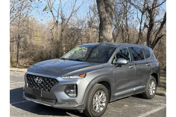 $11999 : 2019 Santa Fe SE 2.4L image 1