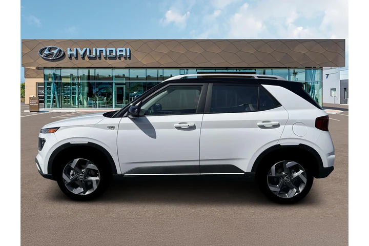 $24990 : Hyundai VENUE 2026 SEL 4dr C image 3