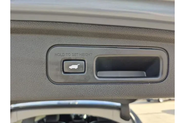 $38986 : Honda Odyssey 2024 Elite 4dr image 8