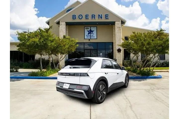 $38957 : Hyundai IONIQ 5 2025 SEL 4dr image 5