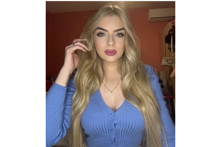 2139008146 monterey image 1