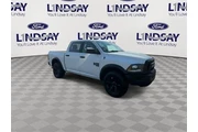 $27500 : Ram 1500 Classic 2022 4x4 SL thumbnail