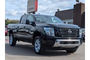 $32974 : 2024 Titan XD SV thumbnail