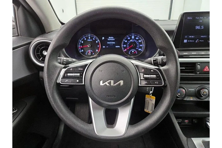 $16998 : Kia Forte 2024 LXS 4dr Sedan image 10