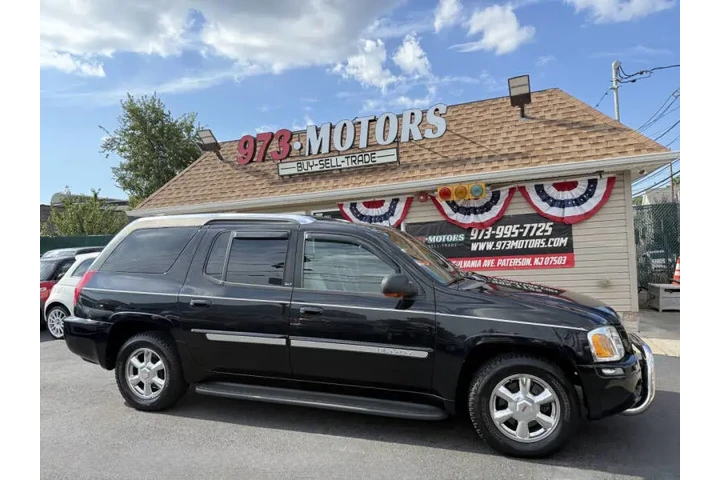 $3899 : 2004 GMC Envoy XUV SLT image 2